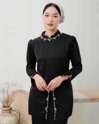 Gambar Terlaris (ADA JUMBO) Oneset Elliza Kurung Melayu Dress Setelan Wanita Baju Kondangan Kekinian Full Payet 2024 - Maroon, M dari barubbery undefined 1 Tokopedia
