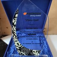 Gambar PLAKAT AKRILIK PLUS BOX FREE DESIGN dari SisiSila undefined 3 Tokopedia