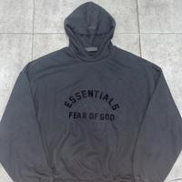 Gambar HOODIE ESSENTIALS FEAR OF GOD dari Findthriftcatalog undefined 1 Tokopedia