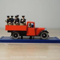 Gambar P R O M O Termurah Action Figure Tintin : Mobil The Police Truck Tintin In America dari JUNS PETSHOP undefined 3 Tokopedia