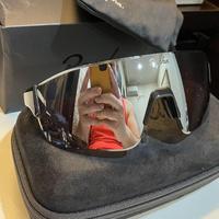 Gambar TOKO BASARA- Rapha Pro Team Frameless Sunglasses original dari TOKO BASARA undefined 3 Tokopedia