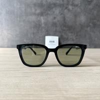 Gambar Kacamata Fashion Pria Wanita GM Lilit 01 (K) Sunglasses dari Briz Authentic undefined 2 Tokopedia