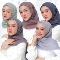 Gambar Jilbab Hijab Segi Empat Bella Square Polos Harga Grosir 10 PCS dari Ezty hijab makassar undefined 4 Tokopedia