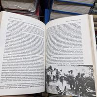Gambar Laporan dari banaran T.B. Simatupang Buku Original dari TWO F BOOK undefined 4 Tokopedia