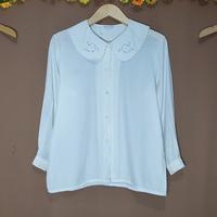 Gambar Blouse Sailor Vintage Size M Broken White BW Lengan Panjang Putih Tulang Kerah Lebar Vintej Premium Import Cantik Bunga Embos Baju Atasan Wanita Dewasa Remaja Perempuan PL preloved second seken bekas Murah dari Shop With KAVIN undefined 2 Tokopedia