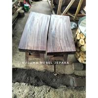 Gambar Kursi Santai Kayu Sonokeling Galih Full Hitam Tebal Top Kursi 6cm (Panjang 63cm Lebar 28cm Tinggi 40cm) dari Kusuma Mebel Jepara undefined 4 Tokopedia