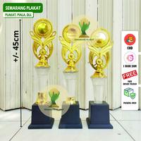 Gambar piala trophy set juara kelas murah dari plakat semarang undefined 2 Tokopedia