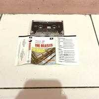 Gambar Kaset Pita Pop Rock The Beatles - Please Please Me dari Berhala Modern undefined 2 Tokopedia