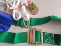 Gambar Tali Sabuk Pengaman Aman Ikat Pinggang Badan Tubuh Keselamatan Selamat Kerja Pengerjaan Pekerja Proyek Bangunan Safety Belt Body Harness Belt Kait Kaitan Hook dari Toko Sinar Jakarta undefined 4 Tokopedia