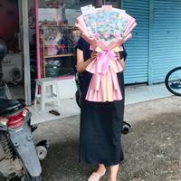 Gambar BUKET UANG JUMBO T 80CM/20 LEMBAR/DIKIRIM HARI INI dari RUMAH.BOUQUET.AN undefined 1 Tokopedia