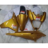 Gambar Cover Body Honda Cs1 Original Ahm Gold Dgm dari Mario Jaya Motor undefined 1 Tokopedia