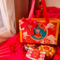 Gambar Chinese New Year Hampers | Parcel Imlek CNY Premium Kue Kering isi 2 - FU (HOKI) dari Ailsie's Paper Blossom undefined 4 Tokopedia