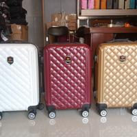 Gambar Koper Premium 20 inch ANTI PECAH  Premium Kokoh Tahan Banting Koper Embos Koper  Suitcase Umroh ini - random dari Cemara Koper undefined 4 Tokopedia