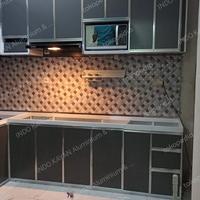 Gambar kitchen set aluminum acp merek marks dobel layer frem hitam dari INDO KAYAN Aluminium &amp; Glass undefined 3 Tokopedia