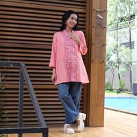Gambar NONA RARA - PART of Mirae - Fitria Pink Purple PART0292, Blus tunic kasual batik wanita modern dari Nona Rara Batik undefined 5 Tokopedia