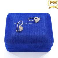 Gambar ANTING PERAK ASLI 925 LAPIS EMAS PUTIH MODEL KAIT DESI LOVE PERMATA - PERHIASAN PERAK Terbaru Terlaris Terbaik dari KNIVER undefined 3 Tokopedia