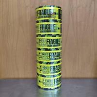 Gambar Lakban Kuning Printing Fragile Jangan di Banting dan video unboxing 45mm x 40 meter Full per Roll (isi 6 Pcs) Mitra Pack dari Alfinz Shop undefined 4 Tokopedia