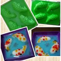 Gambar Cetakan agar es jelly puding ikan koi / Cetakan kue coklat ikan koi / Cetakan serbaguna TAHAN KUKUS - 2 ikan koi dari TokOnlineRuby undefined 1 Tokopedia