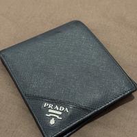 Gambar Dompet Prada Saffiano Metal Baltico Wallet dari 2099 Stuff undefined 1 Tokopedia
