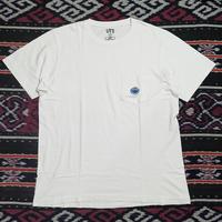 Gambar Kaos Uniqlo X Kaws X Sesame Street Monster Cookie Pocket Tee Second Original dari 168.catalogue undefined 1 Tokopedia