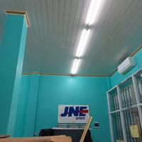 Gambar Pemasangan Plafon pvc Mimimalis glosy _ Golden Plafon_ Terpasang bahan dan Jasa pasang _termasuk rangka dan List_ melayani cikarang Bekasi Karawang/jabodetabek dari Dirga Plafon pvc undefined 5 Tokopedia