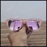 Gambar Kacamata Hitam Goodr Sunglass Pink Mirror Bisa Ganti Lensa Original Best Seller Termurah - SUPERSIN dari Sugawitshop undefined 4 Tokopedia