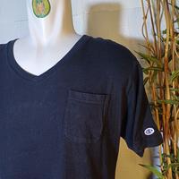Gambar KAOS CHAMPION POCKET, V NECK, SIZE XL (SECOND BRANDED) HITAM PT91 dari SolataShop20 undefined 4 Tokopedia