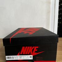 Gambar Nike air Jordan 1 High black and white Stage Haze size 44 used once dari Brind Garage undefined 4 Tokopedia