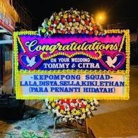 Gambar karangan bunga papan depok happy wedding/karangan bunga papan Terlaris - BUNGZ 2 TITIK dari Demonhia flower undefined 2 Tokopedia
