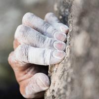 Gambar climbing chalk kapur panjat tebing magnesium carbonate dari gint-ropeaccess-gear undefined 1 Tokopedia