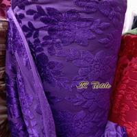 Gambar Kain Kebaya kutu baru / Bahan Bludru Motif Import ( Harga Per 50 Cm) - Moca dari Dhavin Textile undefined 1 Tokopedia