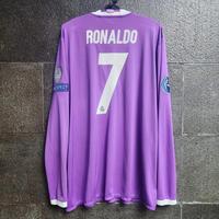 Gambar Jersey real madrid second original dari Vintage1990’s undefined 2 Tokopedia