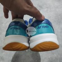 Gambar Sepatu Badminton Yonex SHB 101 CR Original Second Size 40.5 dari Arallouse undefined 5 Tokopedia