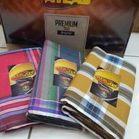 Gambar Sarung Atlas Premium 750 Kotak Cepu dari irvinmall1 undefined 3 Tokopedia