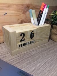 Gambar Organizer Desk Tempat Alat Tulis dengan kalender Aesthetic dari Juna Home Project undefined 5 Tokopedia