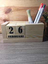 Gambar Organizer Desk Tempat Alat Tulis dengan kalender Aesthetic dari Juna Home Project undefined 4 Tokopedia