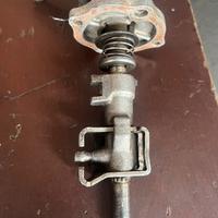 Gambar Power Shift Tutup Transmisi Toyota Dyna 130/Hino Dutro 130 - Copotan Original Bawaan Mobil dari BM Bayan Motor undefined 3 Tokopedia