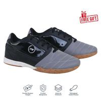 Gambar [Free Gift] Catenzo - Dy 039 Sepatu Olahraga Pria Sapatu Futsal Synthetic Leather Grey Warna Abu Original Terbaru Kekinian Murah Cowok Laki-Laki Lokal - 38 dari Prilly Online Store undefined 4 Tokopedia