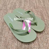 Gambar Sandal Pria Sandal Pria Zandilac Sandal Jepit Laki Dewasa Sale - Abu-abu, S dari Mendysia Store undefined 3 Tokopedia