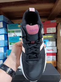 Gambar Ready size 36 2/3 (DISKON 70-80%) 100% Original BNIB SEPATU ADIDAS STRUTTER dari Jastip Sport Station undefined 4 Tokopedia