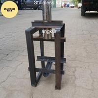 Gambar Terbaru Tiang Bendera Stainless 4 Meter dari Shamisen undefined 4 Tokopedia