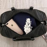 Gambar Tas travel bag ELLE - Tas pakaian buat mudik dan olahraga pria/wanita - Merah dari Shyara Store undefined 5 Tokopedia