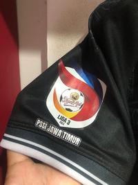 Gambar Jersey Original Liga 3 Naga Emas Asri Tulungagung Away 2023/24 SS - Black/White dari Jenna-Jenna undefined 4 Tokopedia