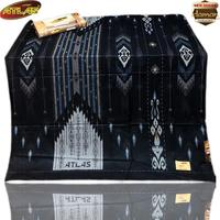 Gambar Terlaris Sarung Atlas Idaman 555 Kembang Harmoni motif BHS New SIF SID SGA Akasia Sarung muslim pria dewasa - Hitam dari BOETIKKU STORE undefined 1 Tokopedia