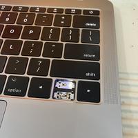 Gambar Macbook Pro 2017 A1708 SSD 128Gb Ram 16Gb Non touchbar dari CHIEFFFSYOI undefined 4 Tokopedia