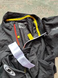 Gambar Salomon Jaket Ooutdoor Trail Running dari Zzarif undefined 2 Tokopedia
