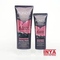 Gambar Ponds Ultimate Bright Miracle Actived Charcoal Scrub CLAY-BHA Niasorcinol - Sabun Wajah - Cream Wajah - Chorcoal 50gr dari tokoinyastore undefined 2 Tokopedia