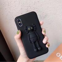 Gambar Softcase Casing Iphone Kaws 11 & 12 Terlaris,Termurah,Bergaransi,Dapatkan Sekarang - Hitam, Iphone 11 dari jukim undefined 2 Tokopedia