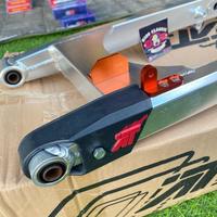 Gambar FREEPRODUK ASLI Swing arm lengan ayun arem AITECH AI TECH AI-TECH MEGAPRO LAMA MEGAPRO PRIMUS GL PRO GL MAX GL SERIES CB - silver merah dari Gudang Jaya Sparepart undefined 1 Tokopedia