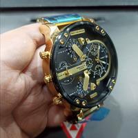 Gambar Jam Tangan Pria DIESEL DZ7333 Mr. Daddy 2.0 BLACK Dial GOLD Steel - Box Polos dari oniomaniastore undefined 4 Tokopedia